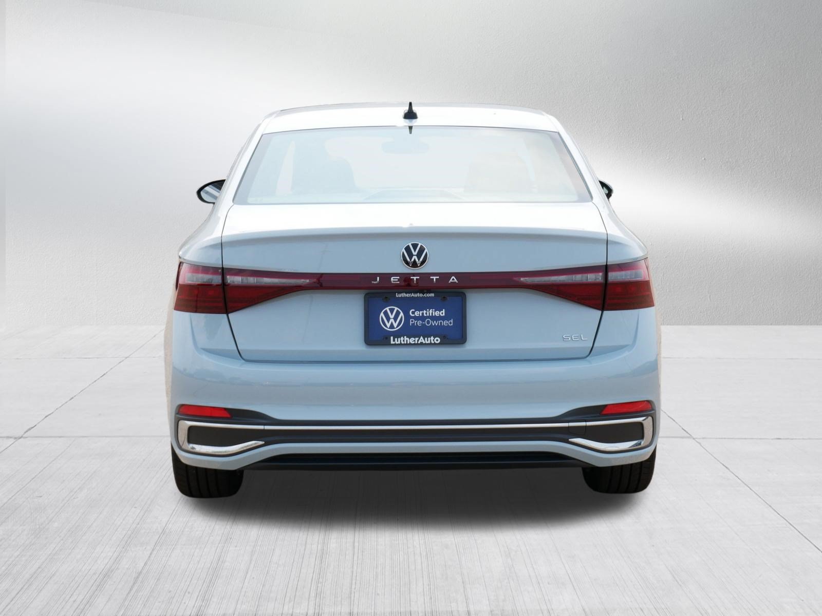 Used 2026 Volkswagen Jetta SEL FWD image 6