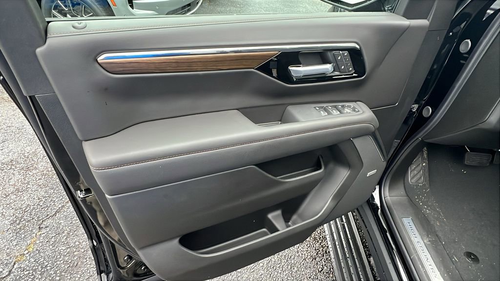 New 2026 Chevrolet Tahoe High Country image 11