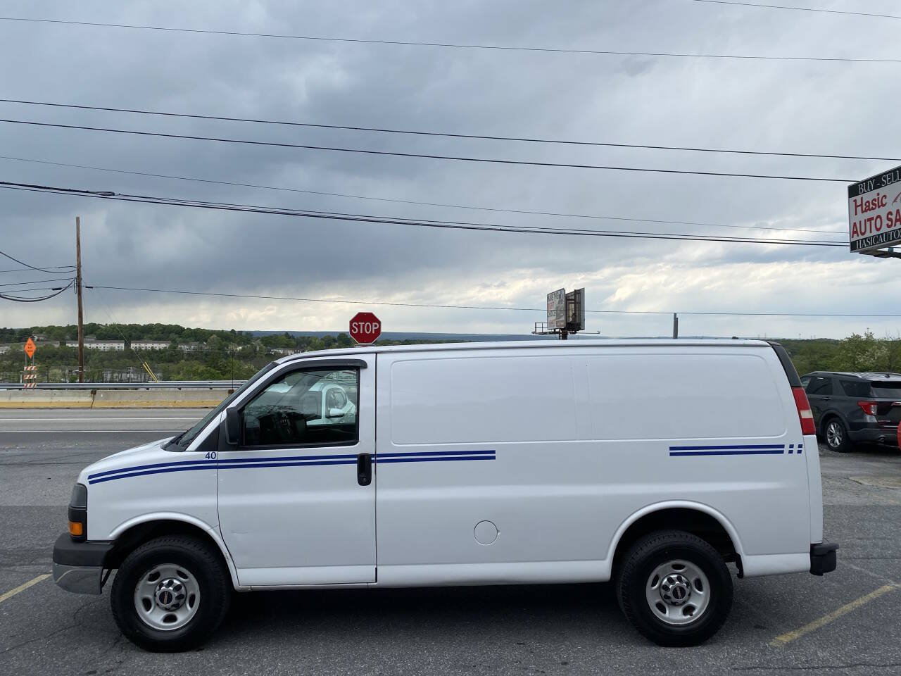 Used 2015 GMC Savana 2500 RWD image 7