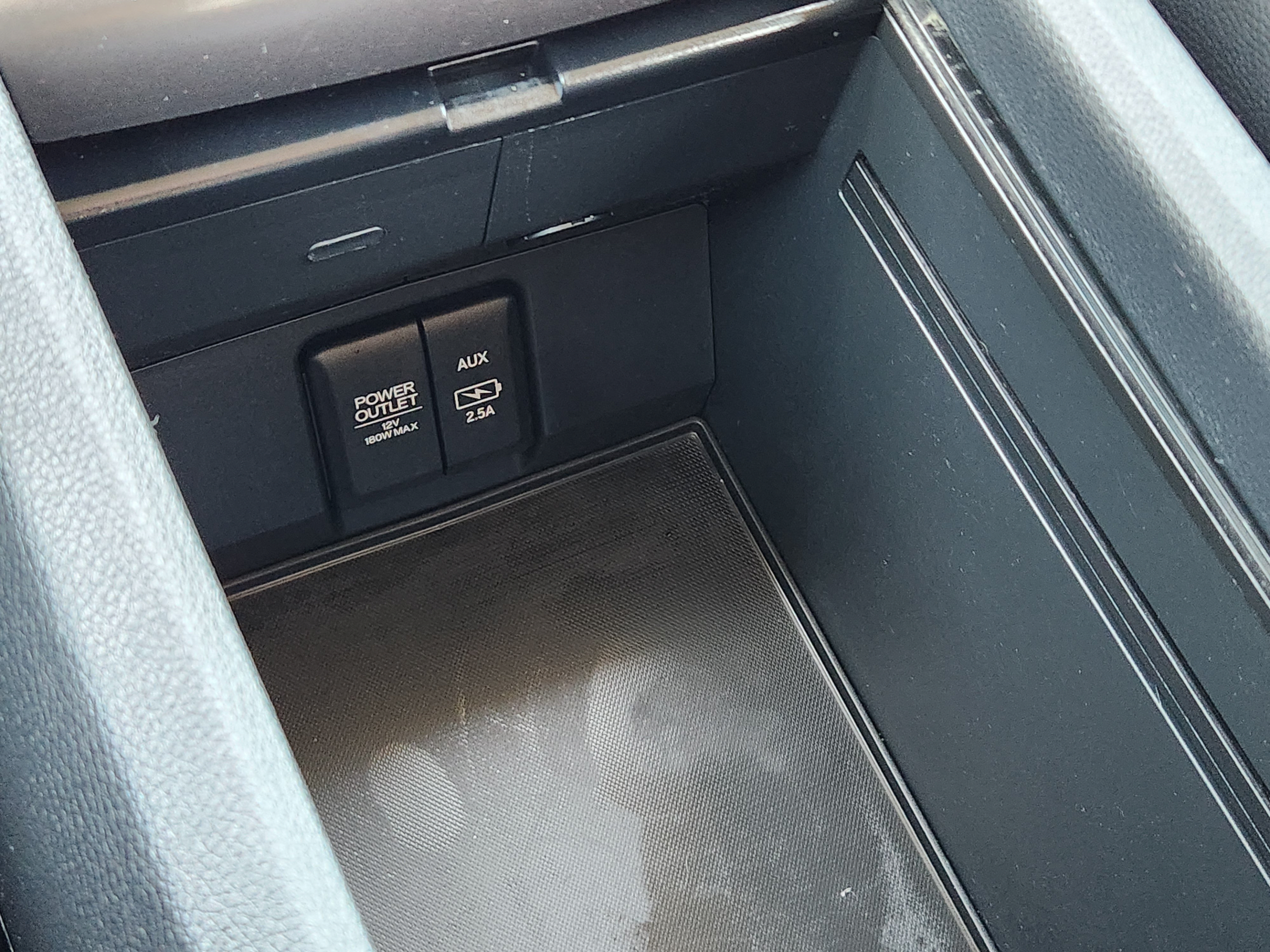 Used 2022 Honda Pilot Special Edition image 16