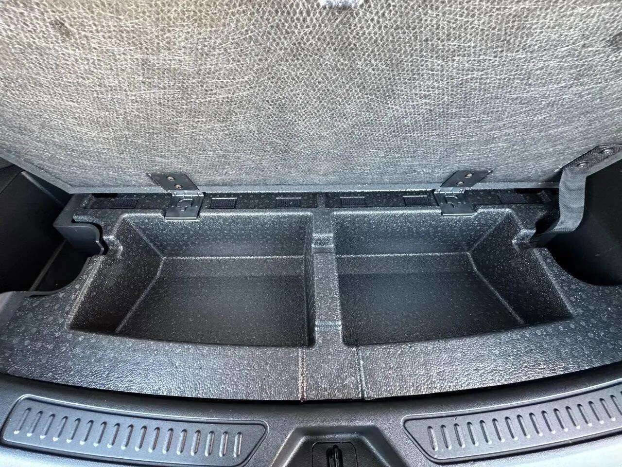 Used 2021 GMC Acadia SLE w/ Driver Convenience Package AWD/4WD image 37