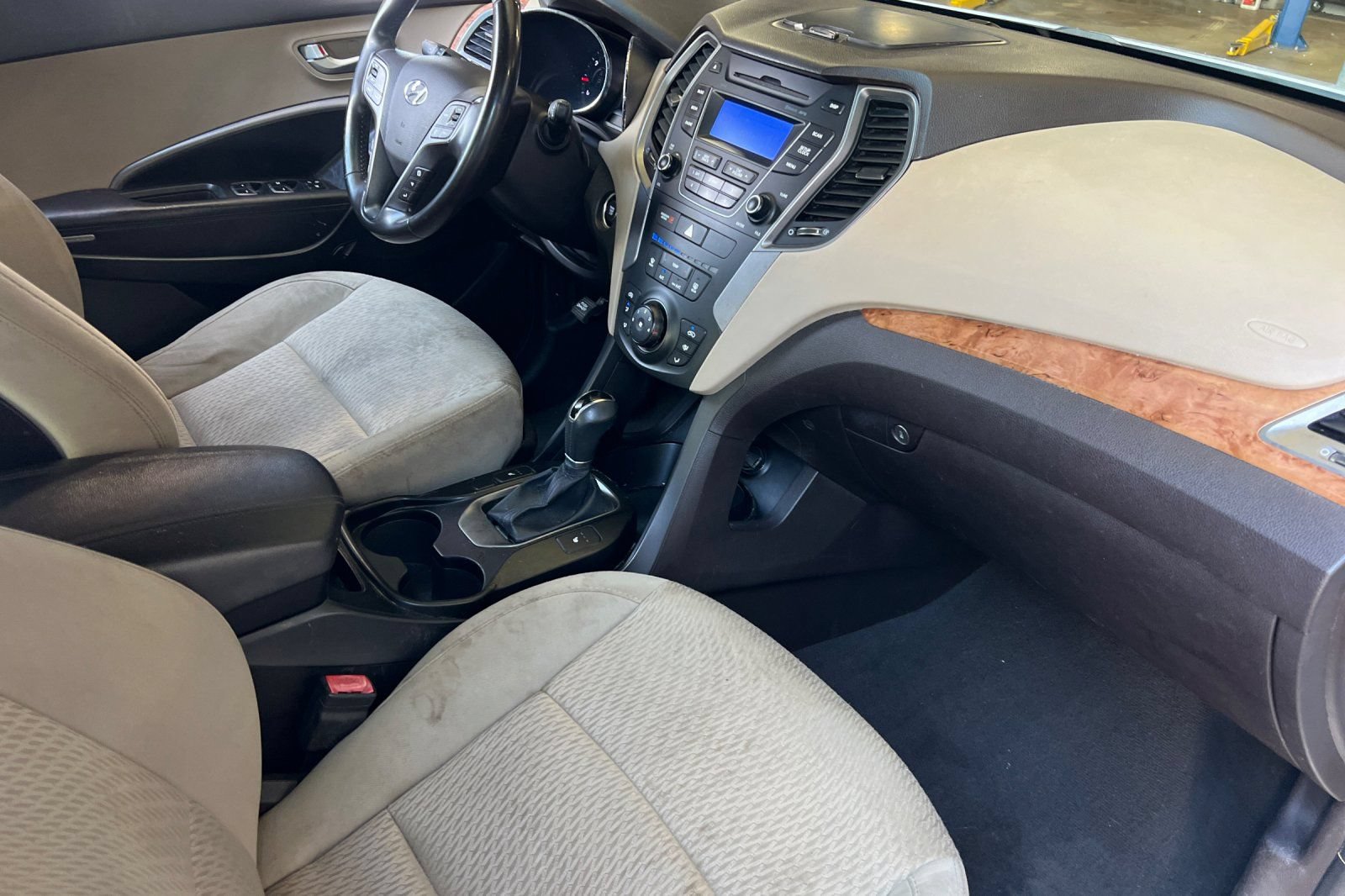 Used 2013 Hyundai Santa Fe Sport 2.0T FWD image 16
