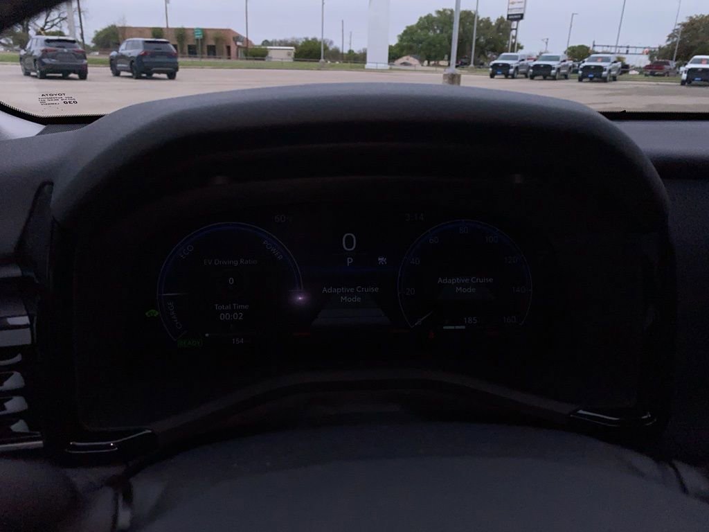 Used 2025 Toyota Camry XLE w/ Premium Package image 12