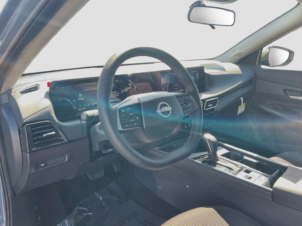 New 2027 Nissan Sentra SR FWD image 9