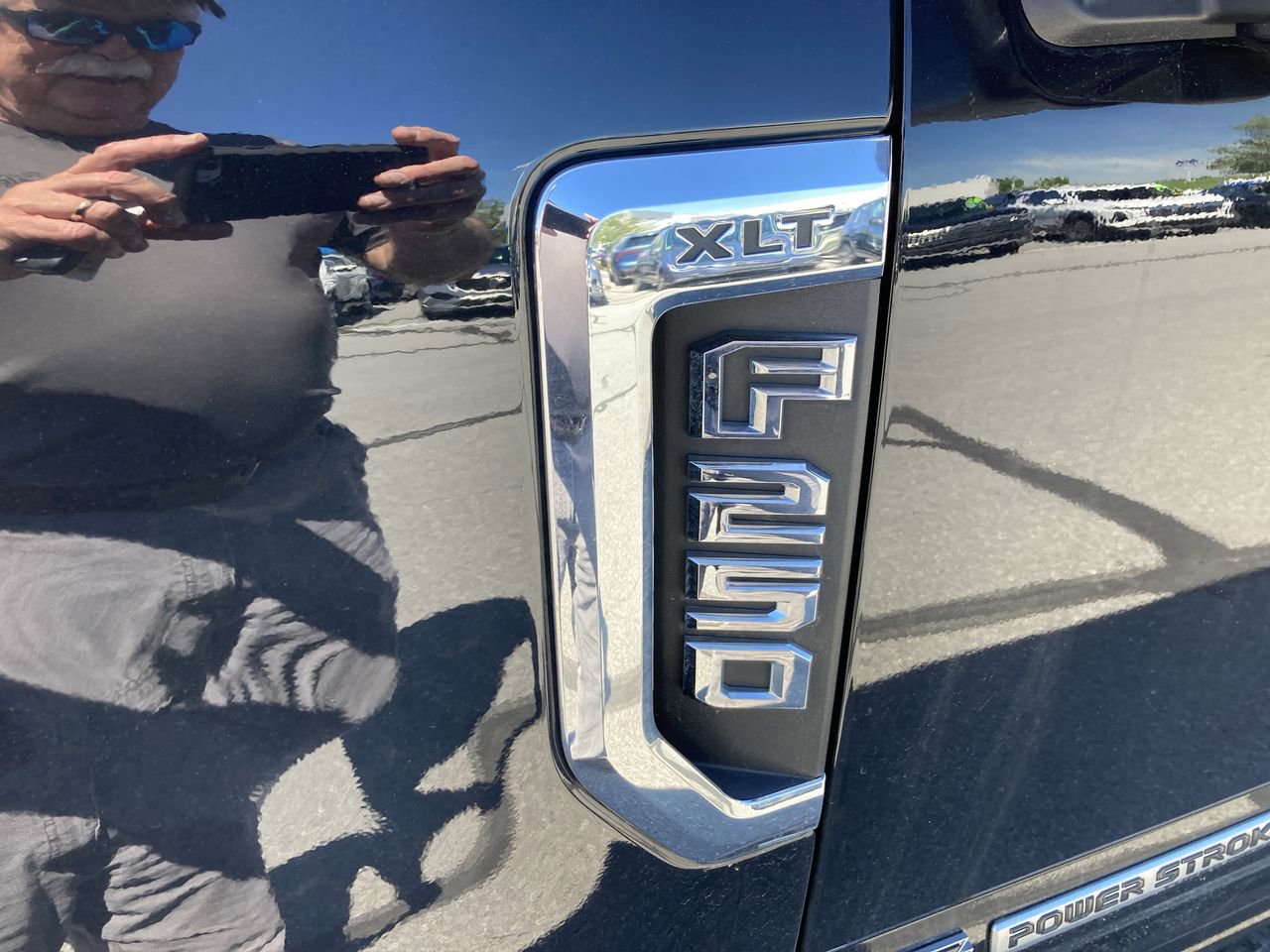 Used 2020 Ford F250 XLT w/ XLT Premium Package AWD/4WD image 9