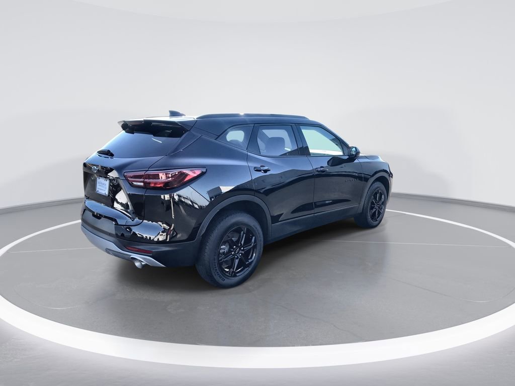 Used 2024 Chevrolet Blazer LT w/ Convenience Package image 8