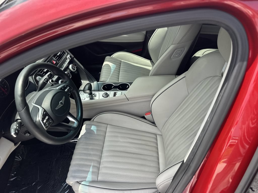 Used 2021 Genesis G70 2.0T w/ Elite Package RWD image 18