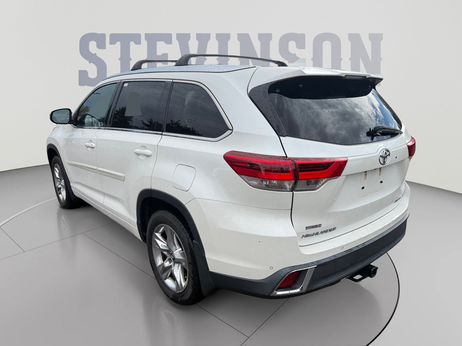 Certified 2018 Toyota Highlander Limited AWD/4WD image 3