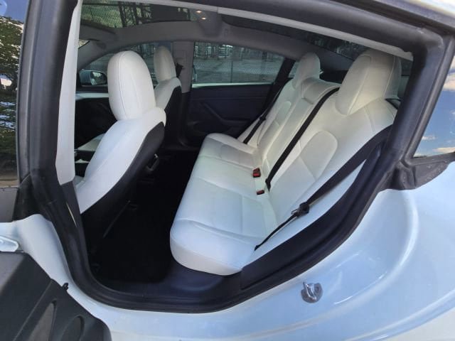 Used 2021 Tesla Model 3 Standard Range Plus RWD image 12