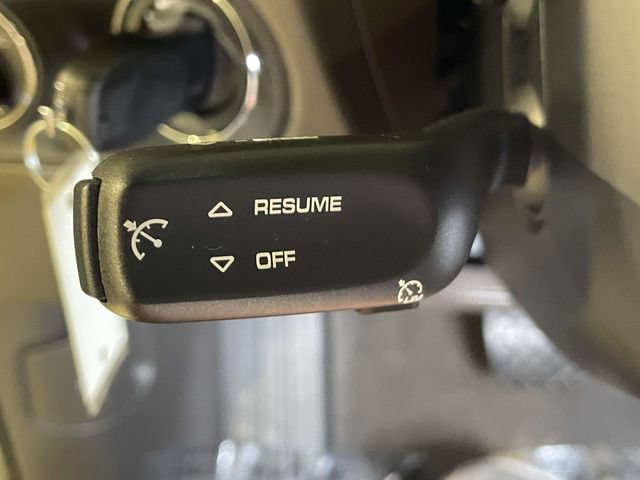 Used 2020 Porsche Macan AWD/4WD image 44