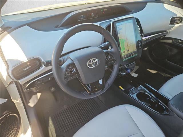 Used 2022 Toyota Prius Prime XLE w/ Protection Package (TMS) FWD image 12