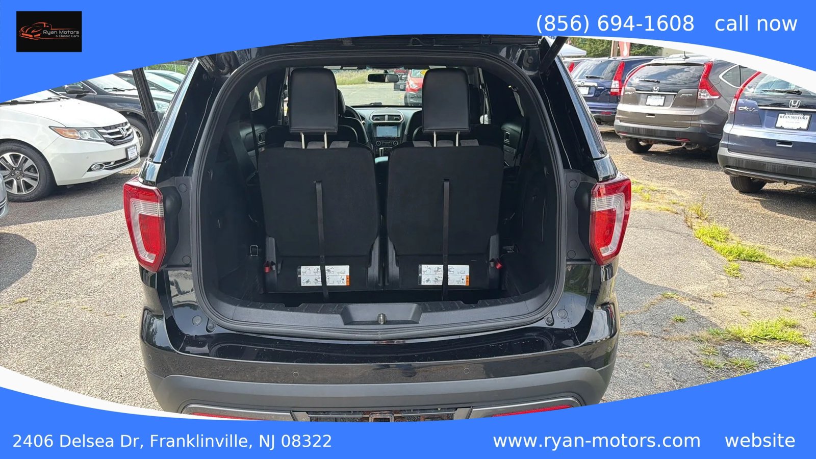 Used 2017 Ford Explorer XLT w/ XLT Appearance Package AWD/4WD image 26