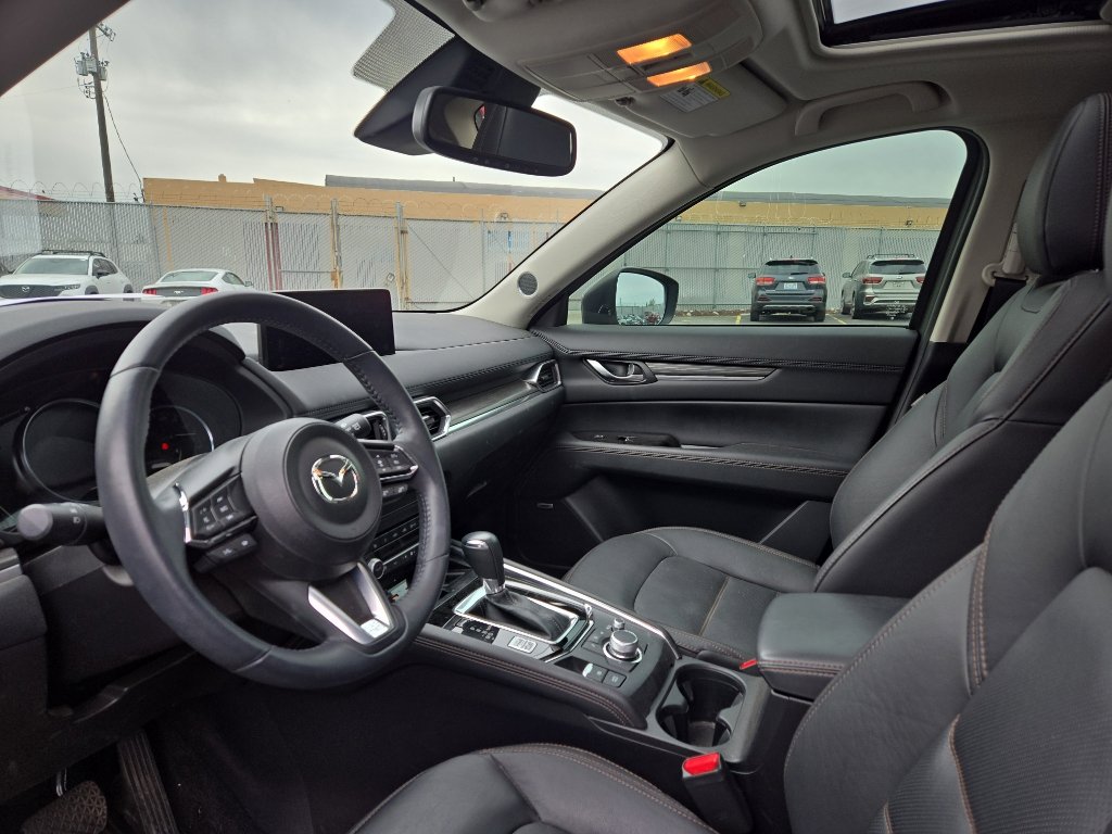 Used 2023 MAZDA CX-5 AWD 2.5 S w/ Premium Plus Pkg image 7
