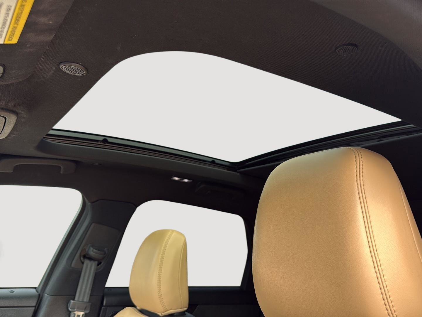 Used 2021 Lincoln Corsair Reserve image 20