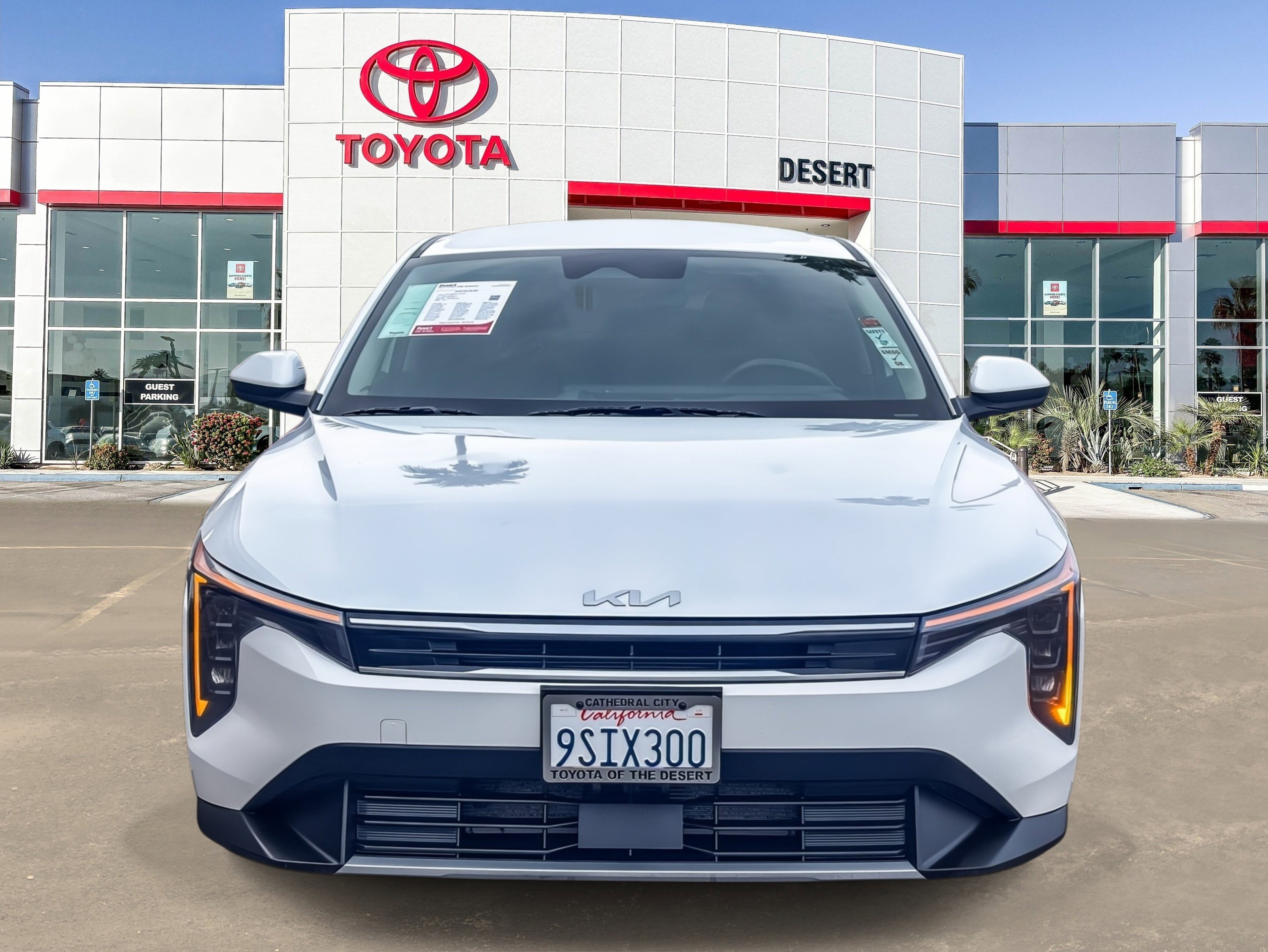 Used 2025 Kia K4 EX image 2