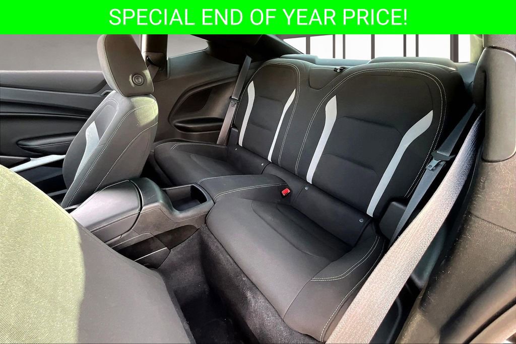 Used 2021 Chevrolet Camaro LT w/ RS Package image 20