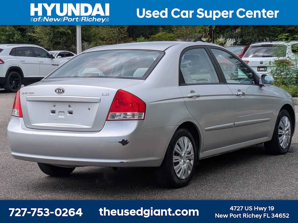 Used 2009 Kia Spectra LX FWD image 5