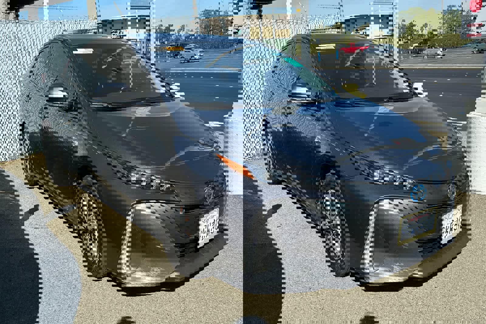 Used 2017 Toyota Prius Prime Plus image 3