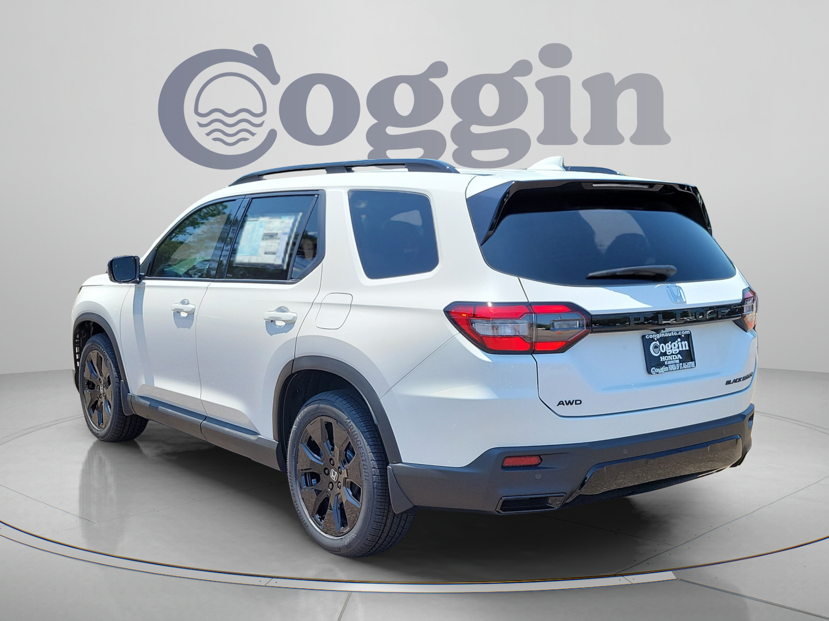 New 2026 Honda Pilot Black Edition image 3