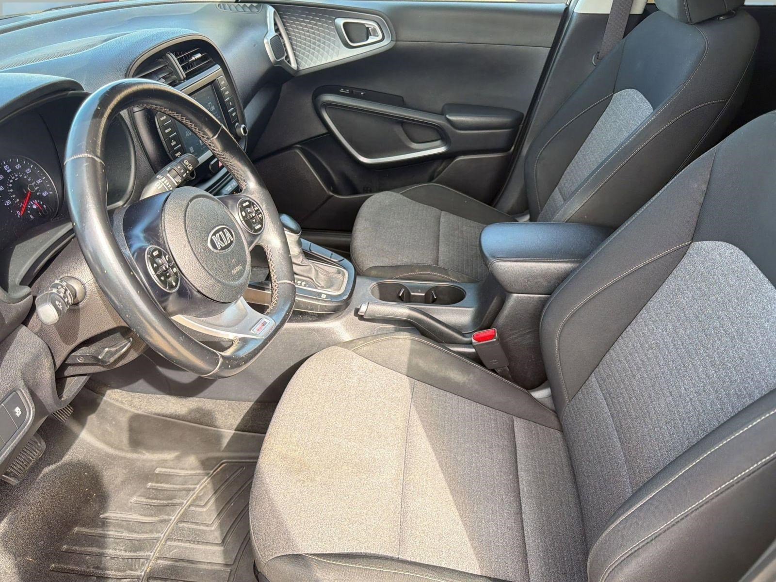 Used 2020 Kia Soul GT-Line w/ GT 2.0L Power Sunroof Package FWD image 5