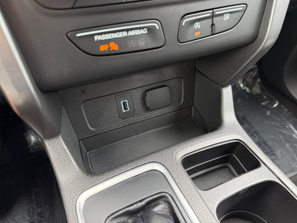 Used 2019 Ford Escape SE AWD/4WD image 21