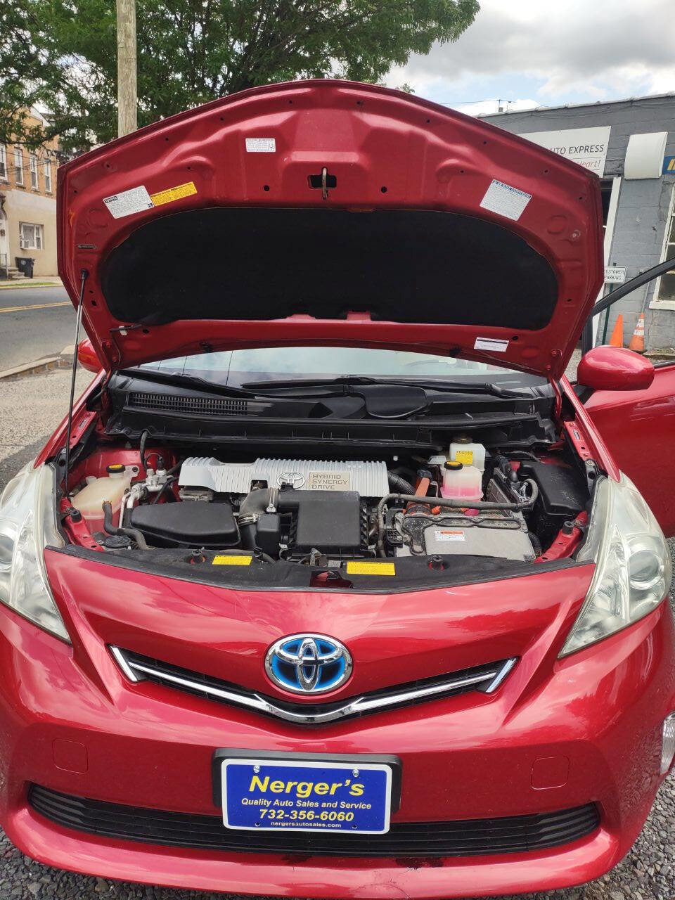 Used 2012 Toyota Prius V Two image 25