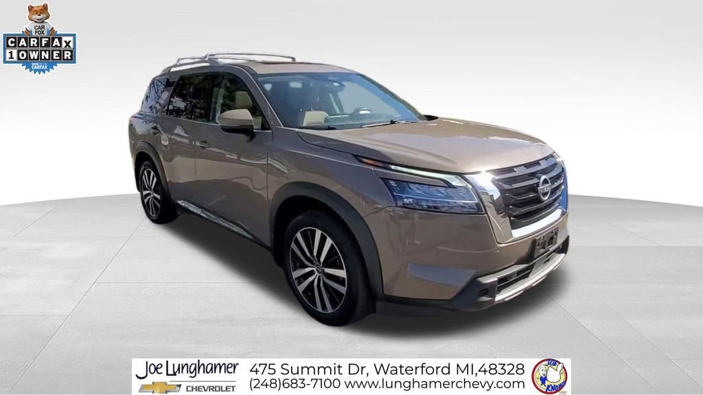 Used 2024 Nissan Pathfinder Platinum w/ Cargo Package AWD/4WD video 2