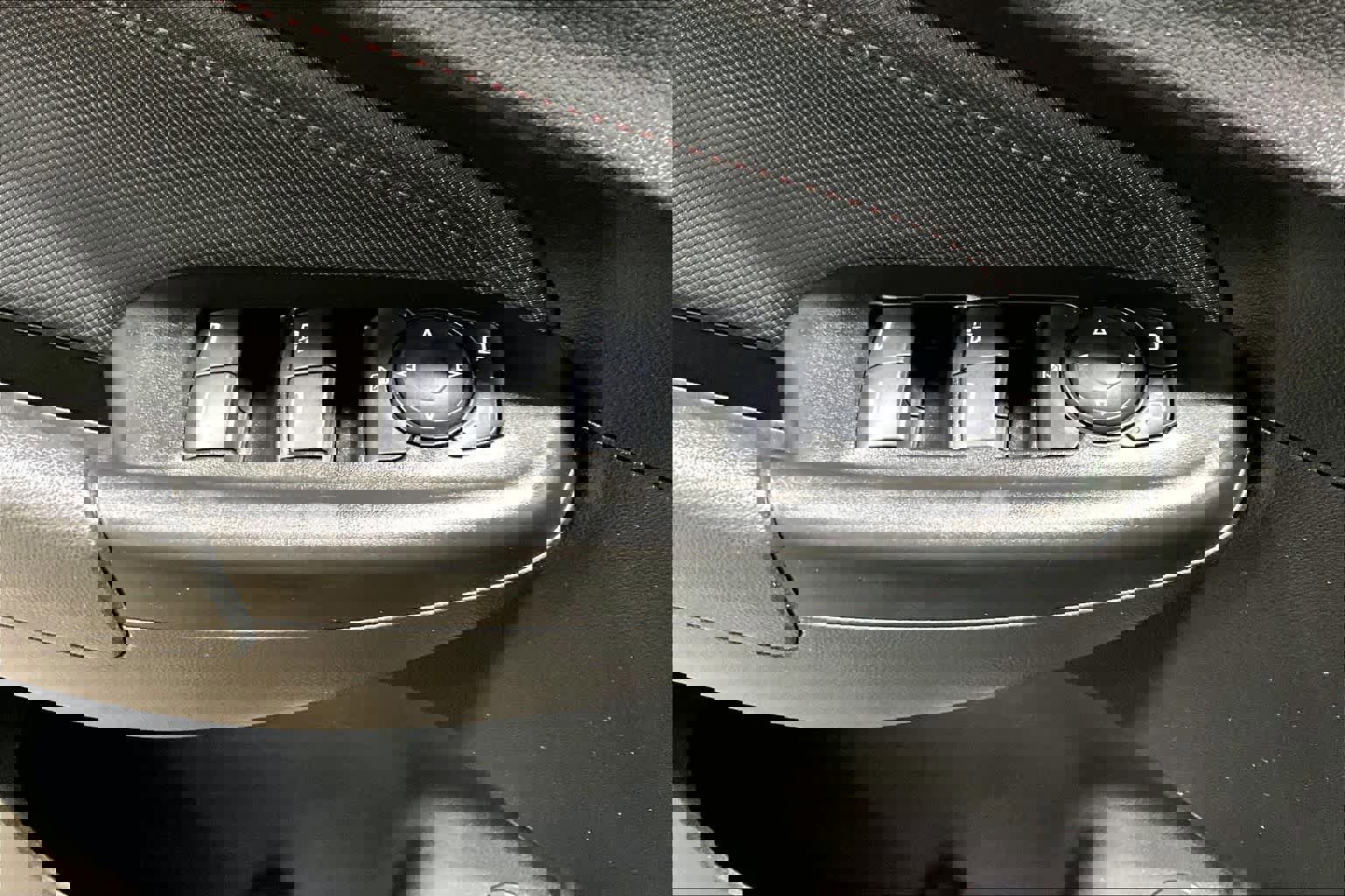 Used 2021 Chevrolet TrailBlazer RS w/ Sun and Liftgate Package image 35