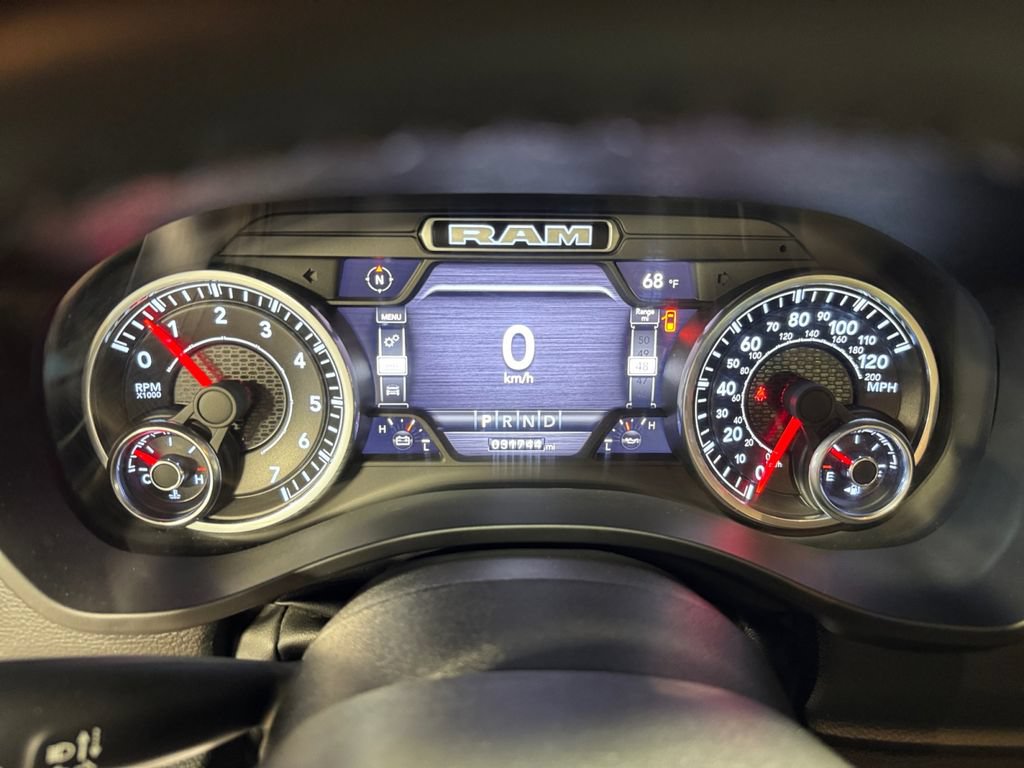 Used 2022 RAM 1500 Big Horn AWD/4WD image 16