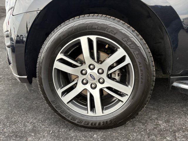 Used 2022 Ford Expedition Max Limited AWD/4WD image 14