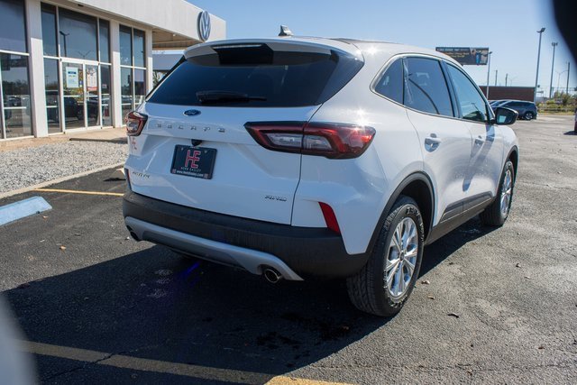 Used 2025 Ford Escape Active image 3