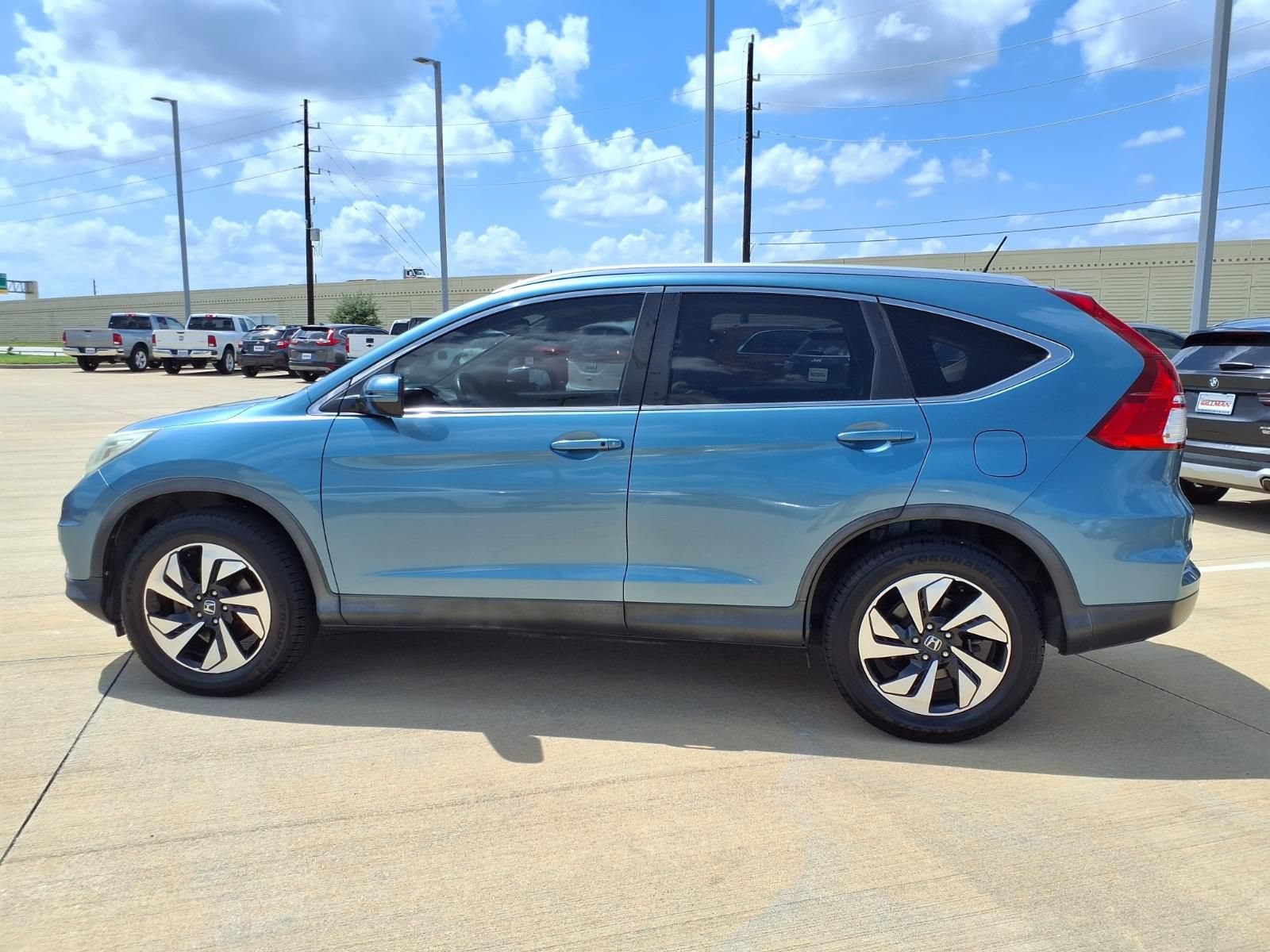 Used 2015 Honda CR-V Touring image 3