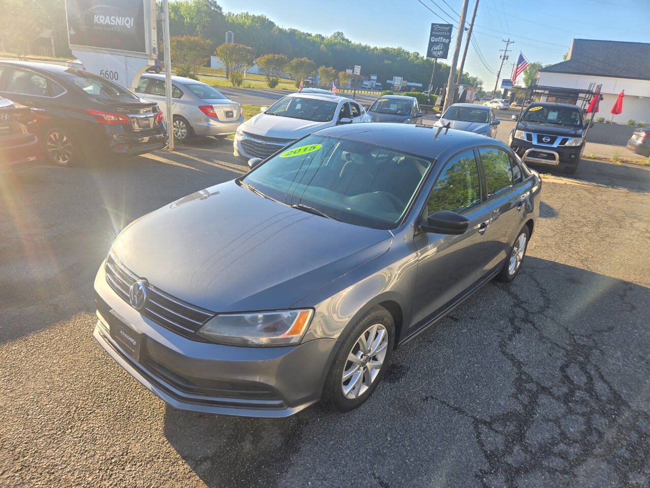Used 2015 Volkswagen Jetta SE FWD image 13