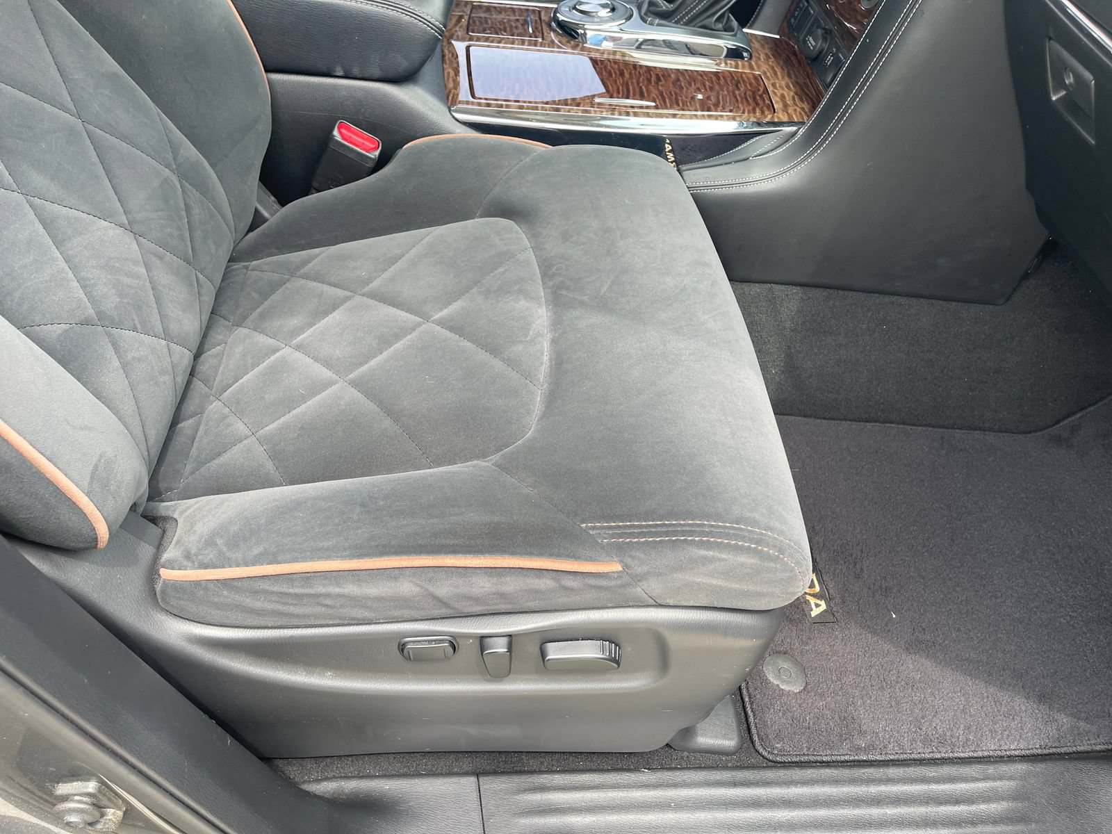 Used 2019 Nissan Armada SV w/ Driver Package RWD image 17
