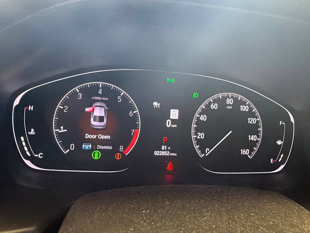 Used 2022 Honda Accord Touring image 3