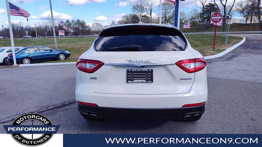 Used 2018 Maserati Levante S image 4