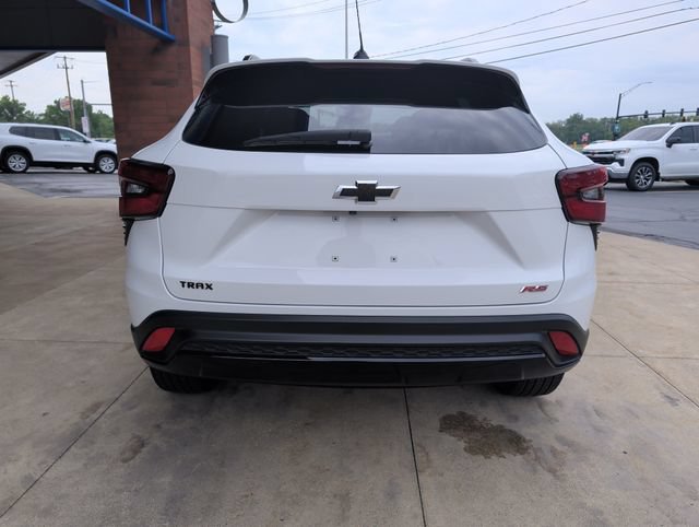 Used 2024 Chevrolet Trax RS w/ Driver Confidence Package FWD image 7
