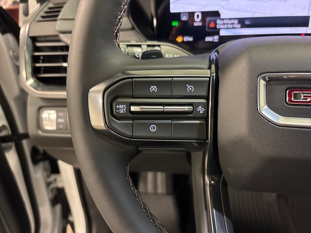 New 2026 GMC Acadia AT4 w/ LPO, Floor Liner Package AWD/4WD image 30