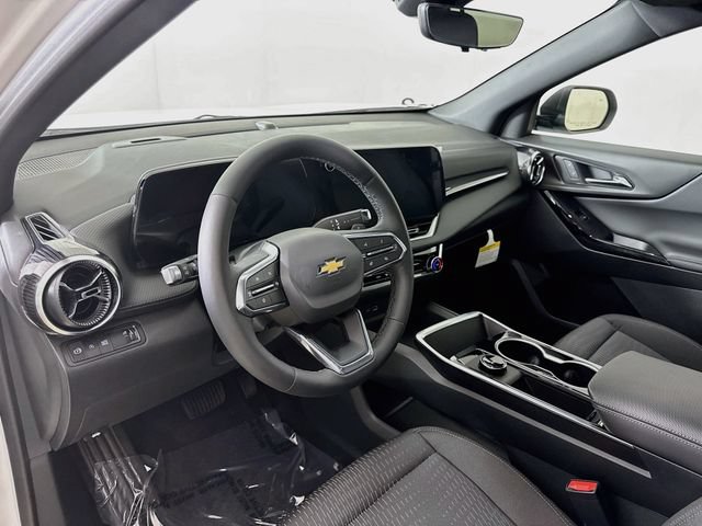 New 2027 Chevrolet Equinox LT w/ Safety and Technology Package FWD image 11