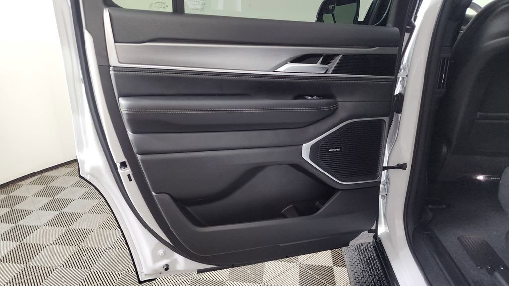 New 2025 Jeep Wagoneer Series II image 27