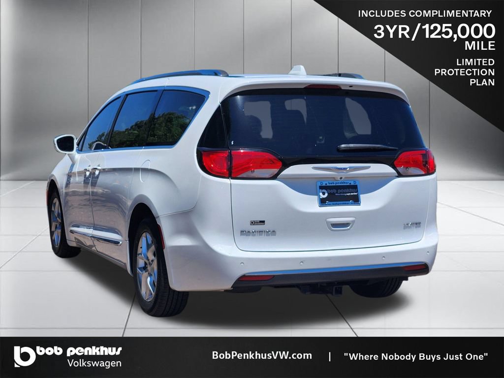 Used 2020 Chrysler Pacifica Limited FWD image 27