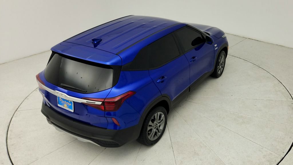Used 2023 Kia Seltos LX image 38