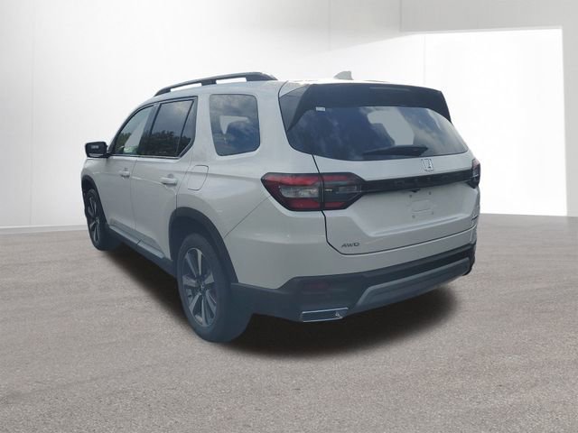 New 2025 Honda Pilot Touring image 14