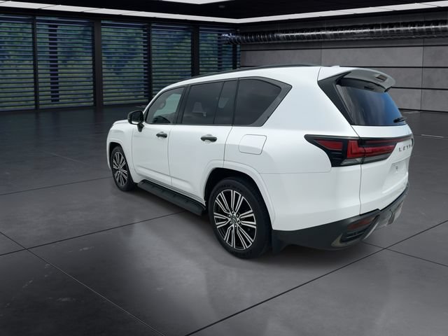 Certified 2025 Lexus LX 600 4WD w/ Appearance Package image 6