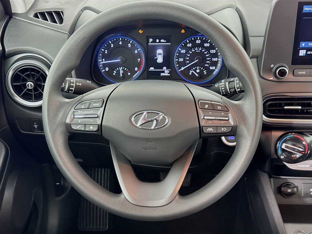 Used 2022 Hyundai Kona SEL image 32