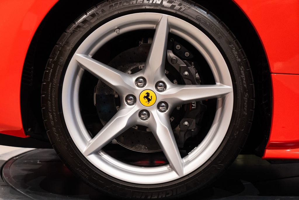 Certified 2019 Ferrari 488 Spider RWD image 13