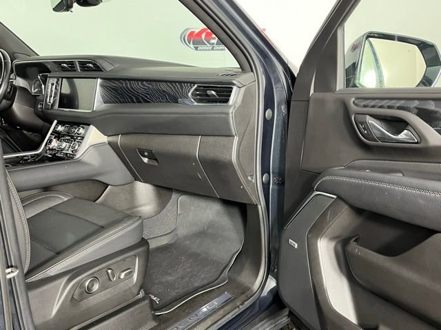 Used 2021 GMC Yukon Denali w/ Denali Premium Package image 33