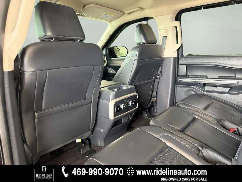 Used 2023 Ford Expedition XLT AWD/4WD image 16