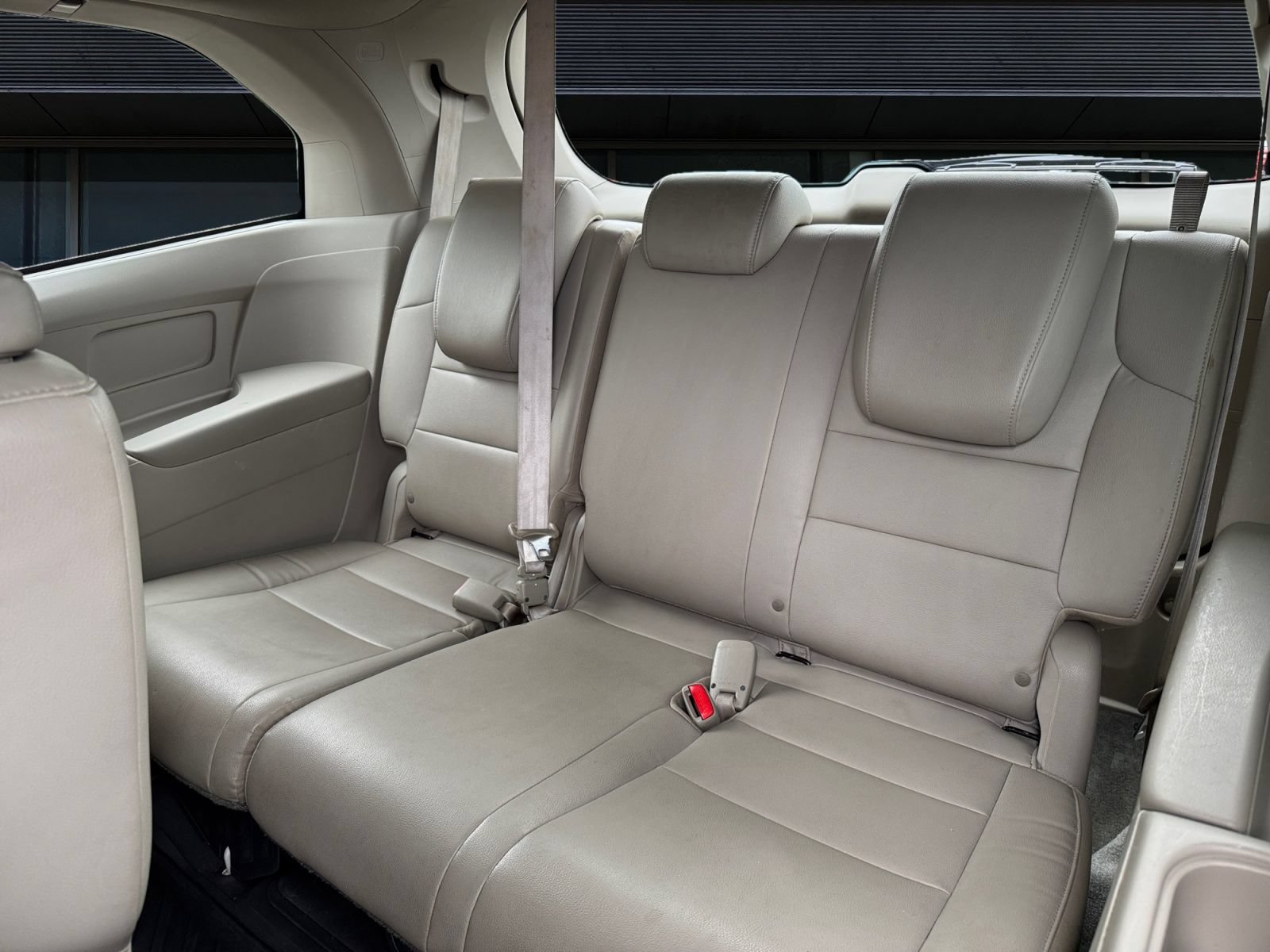 Used 2014 Honda Odyssey EX-L image 17