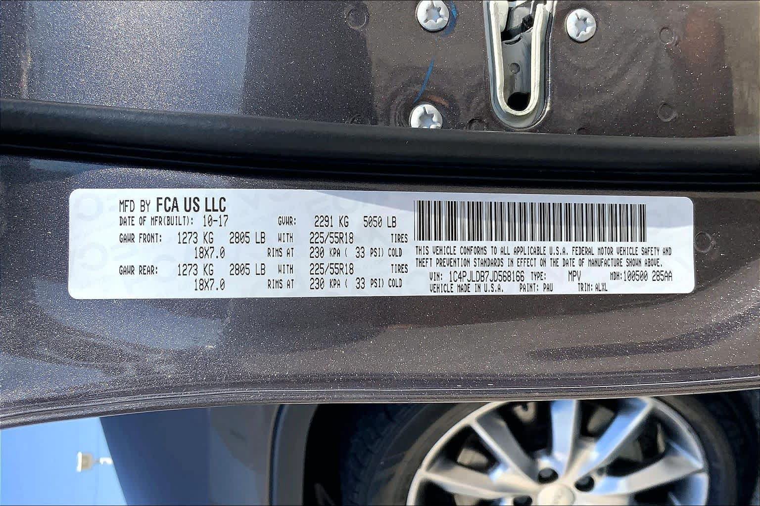 Used 2018 Jeep Cherokee Limited FWD image 35
